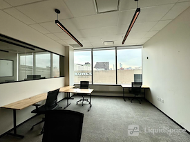 Industrious - Newport Tower