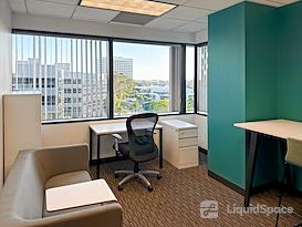 Regus || LAX Continental Grand