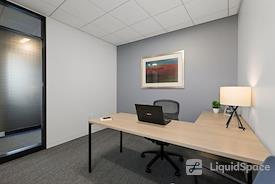 Carr Workplaces - Friendship Heights