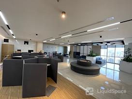 Marina Plaza | Level 32