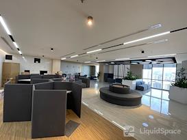Marina Plaza | Level 32