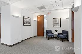 Flexday Suites - 1 North Franklin