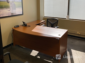 580 Executive Center