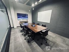 560 Flex by Cummins Station