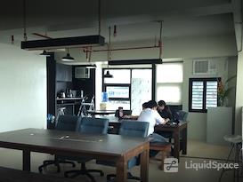 Racket Room Collective - Symphony Private Offices