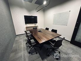 560 Flex by Cummins Station