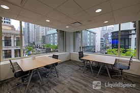 Expansive - Magnificent Mile