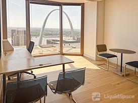 SPACES | MO, St. Louis - N Broadway