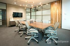 The Executive Centre - Three International Towers