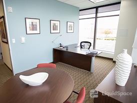 Regus | Arroyo Crossing