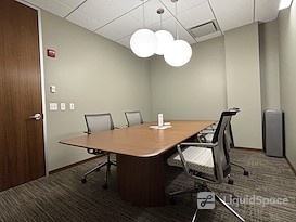 HuddleUp Powered By 25N Coworking