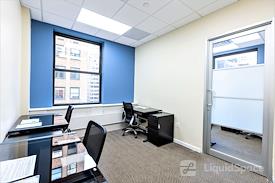 Jay Suites - Plaza District