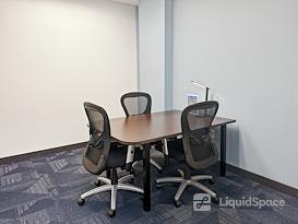 HQ | KS, Lenexa -W 84th Terrace