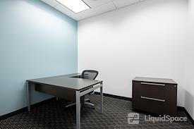 Regus | Cap Trust Tower