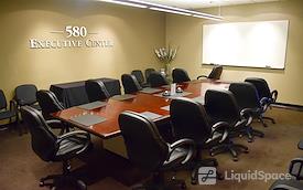 580 Executive Center