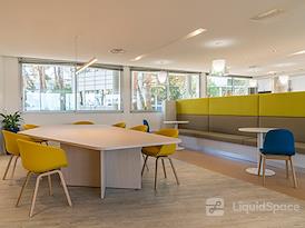 HQ | Bordeaux Merignac Airport