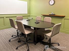 SPACES || WA, Seattle-  1601 5th Avenue