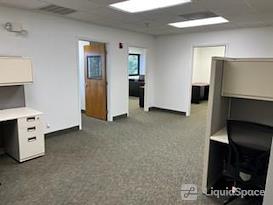 Crown Center Executive Suites (CCESuites)
