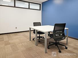 HQ | WI, West Allis - W Lincoln Ave