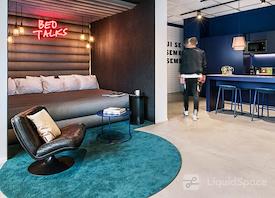 TSH Collab Amsterdam City