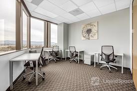 Regus || TOPA Financial Plaza