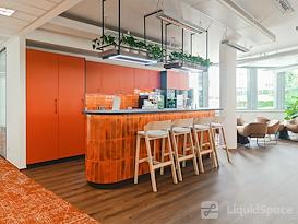 Signature | Prague, OFFY