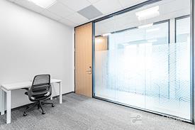 Regus | Plano - Spaces Shops of Legacy