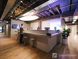 WeWork | 100 Harris St