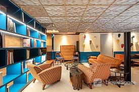 Regus | Signature, Quartier Des Banques