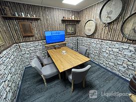 DeskLodge Beacon Tower