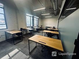 560 Flex by Cummins Station