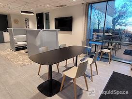Regus at 2180 Harvard Street located in Harvard Square
