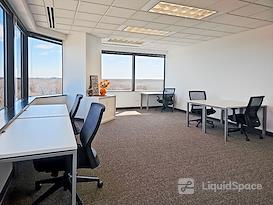 Regus | IL, Buffalo Grove - E Lake Cook Rd