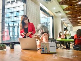 Uptown Serviced Office