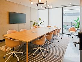 SPACES | AZ, Phoenix - W Monroe St