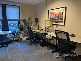 BusinessWise (Law & Finance Building)