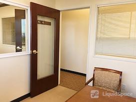 Alaska Co:Work / Northern Trust Real Estate Building