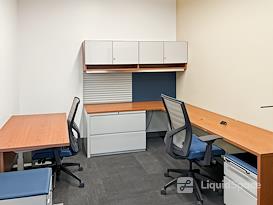 Regus | IL, Rosemont - W Higgins