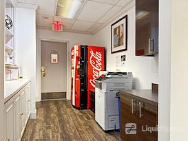 Regus | Tallan Financial Center