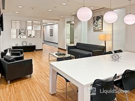 HQ | Houston - One Riverway