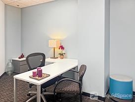 Regus | Carlota Tower