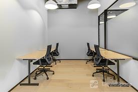 Signature | Hong Kong, The Quayside