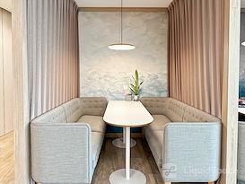 Regus | Shanghai, Plaza 66