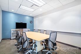 Regus | 24th and Camelback