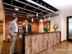 Regus | Raintree Corporate Center