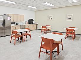 Regus | WI, Wausau - Scott St