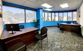 Zemlar Offices - 690 Dorval