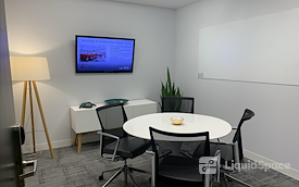 Jay Suites - Wall Street