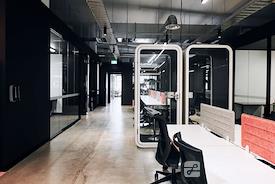 CreativeCubes.Co - Hawthorn