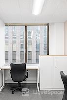 Regus | TOKYO, Shinjuku Minamiguchi